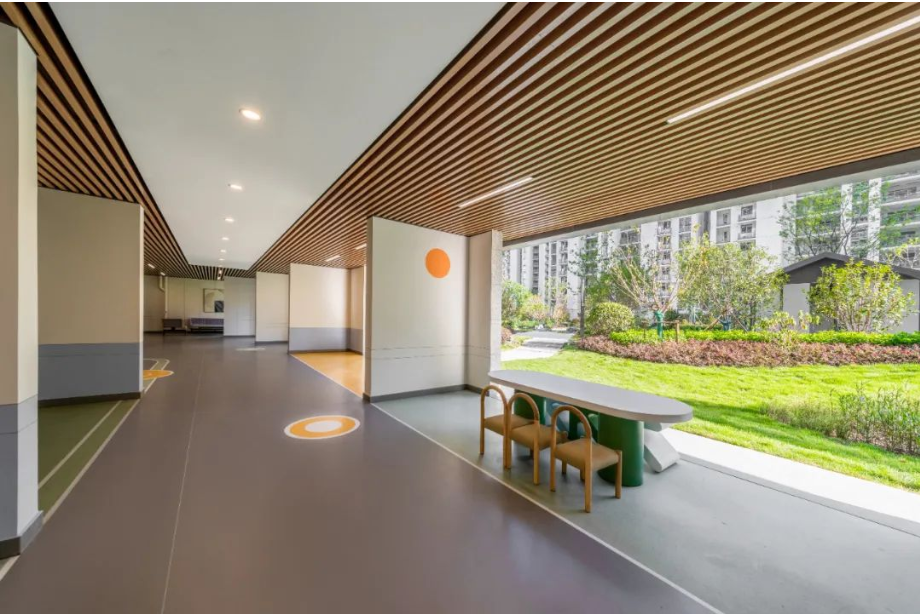 16645300602159157SX4.png image.png