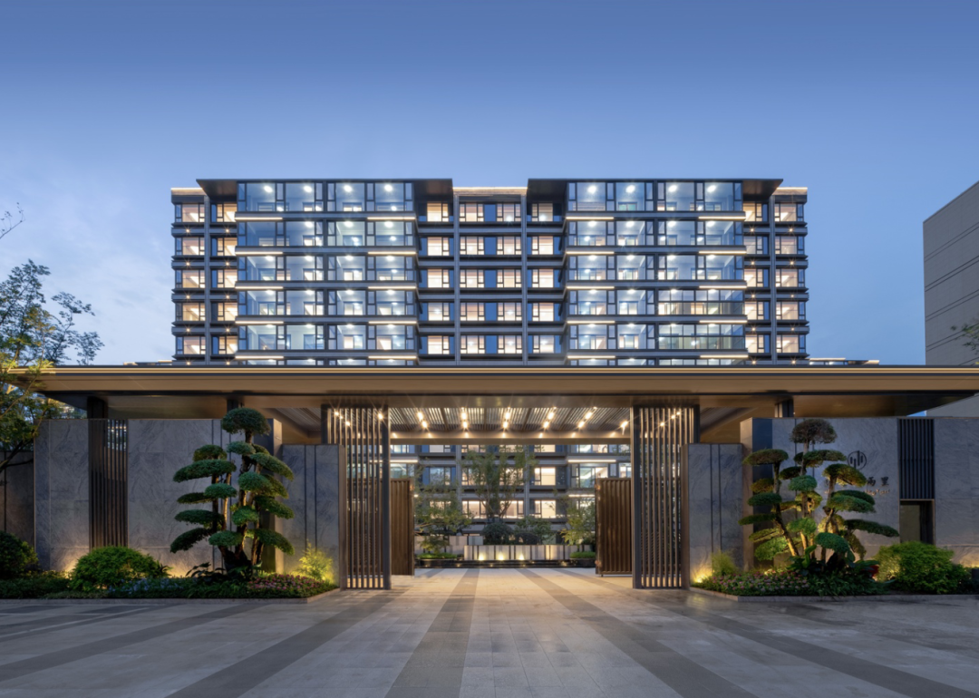 1697508671770851fXV4.png 640 (1).png